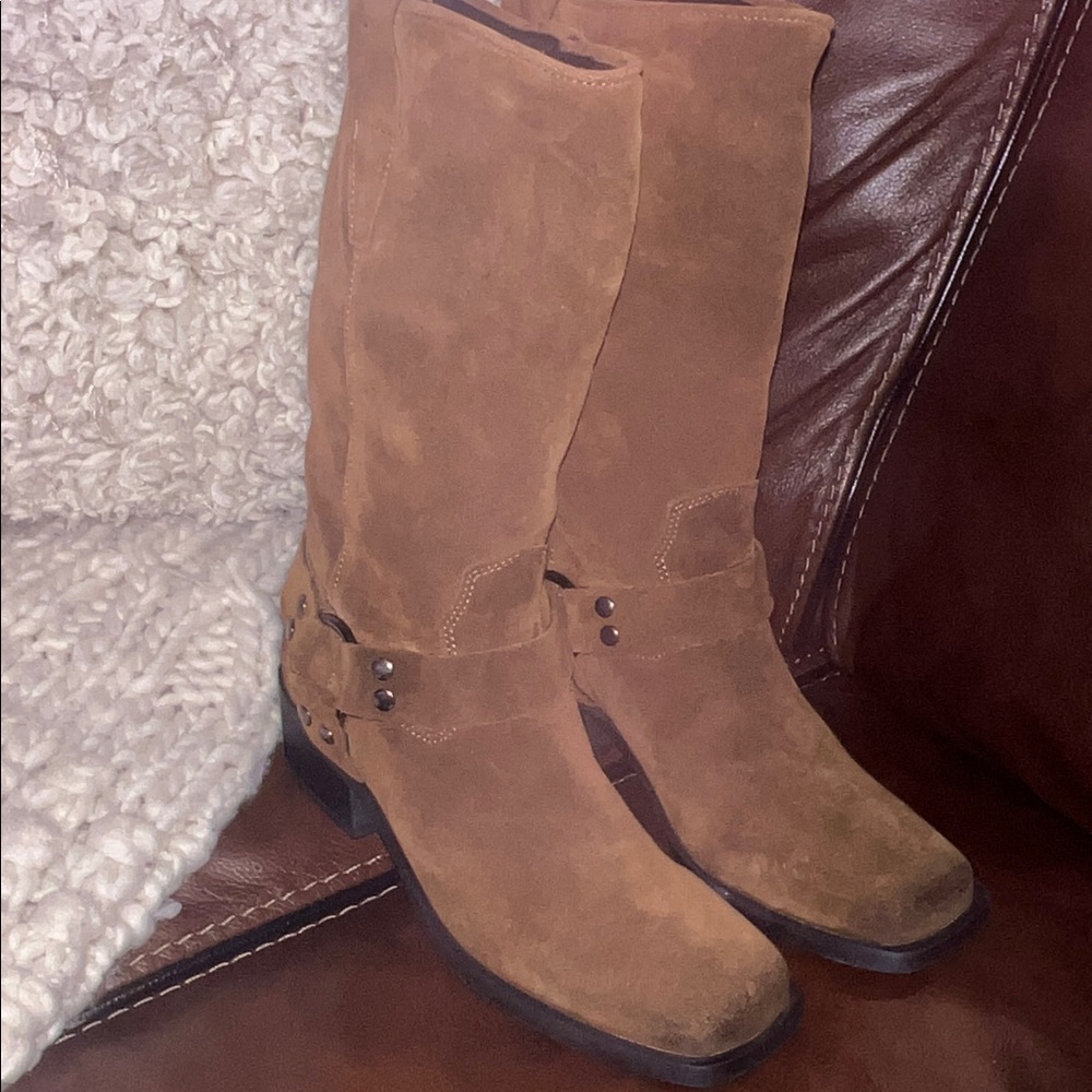 Steve Madden Ruskin Suede Square Toe Cowboy Boots New (7) w/o box.